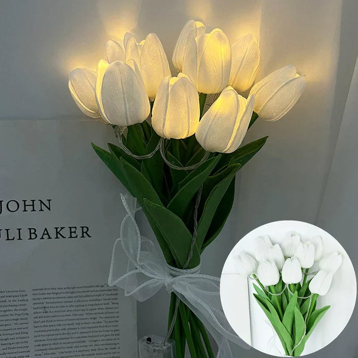 Norvo | LED-lampe med kunstig tulipanbukett perfekt for gaver eller som bryllupsfest hjemmeinnredning