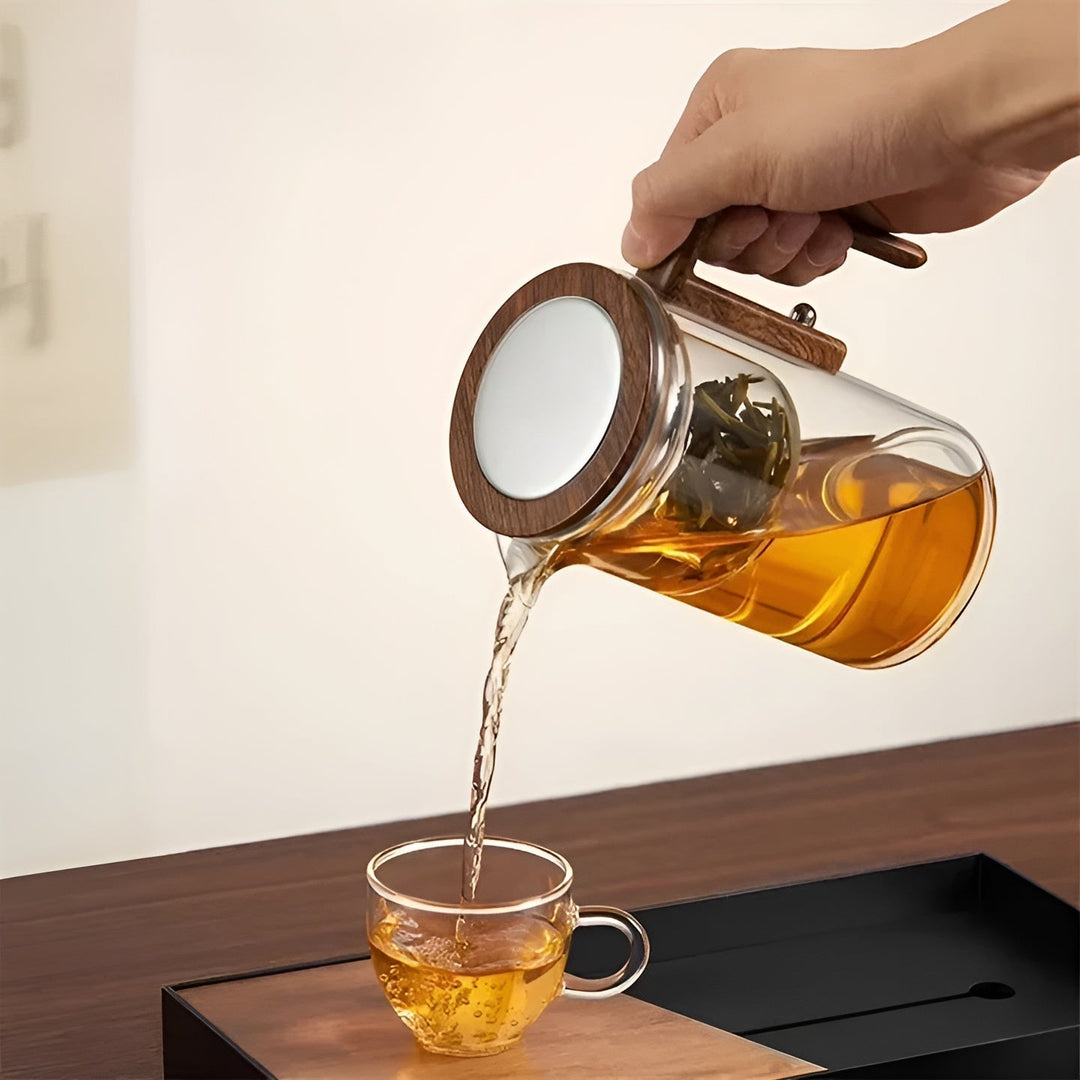 Glasstekanne med trehåndtak – filter med ett klikk | Ideell for løs te og Pu-erh-te