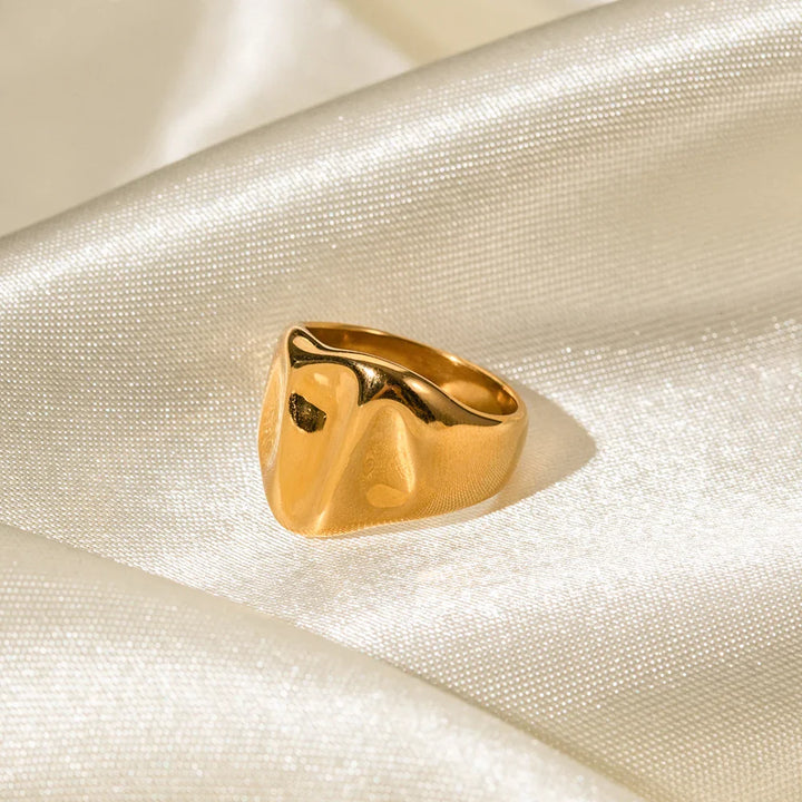 Skanto | Bred Bølge Teksturert Ring