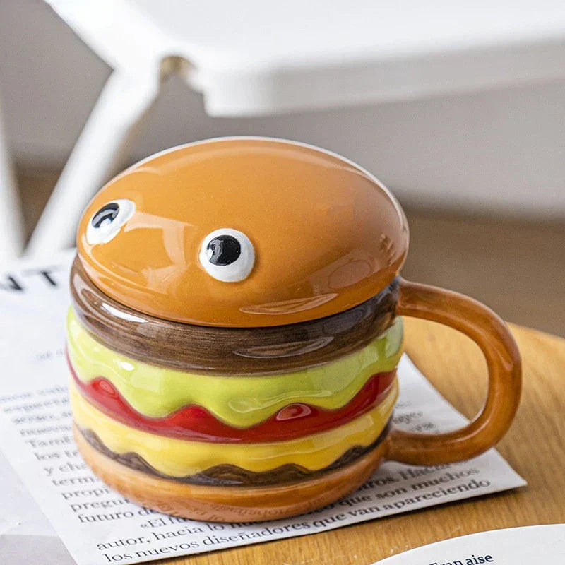 Deilig hamburgerformet keramisk krus
