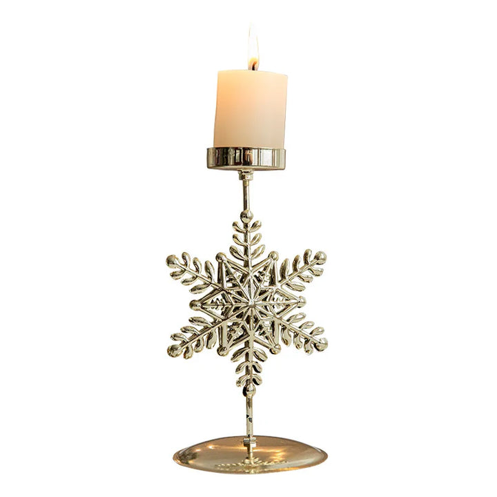 Julelysestaker - Stjerne- og juletredesign for festlig dekorasjon | Skanto