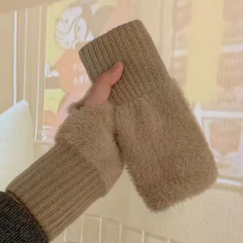 Skanto | Unisex Fleece Fingervotter – Varme, Myke og Fungerende