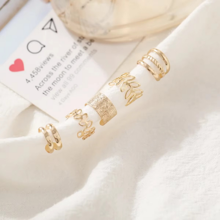 Skanto | Elegant Gold Leaf Clip-On Øreklips Sett for Kvinner