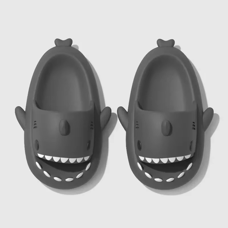 Skanto | Shark Slippers Myke Sklisikre Sandaler for Menn og Kvinner Innendørs Utendørs Kule Strand Sandaler