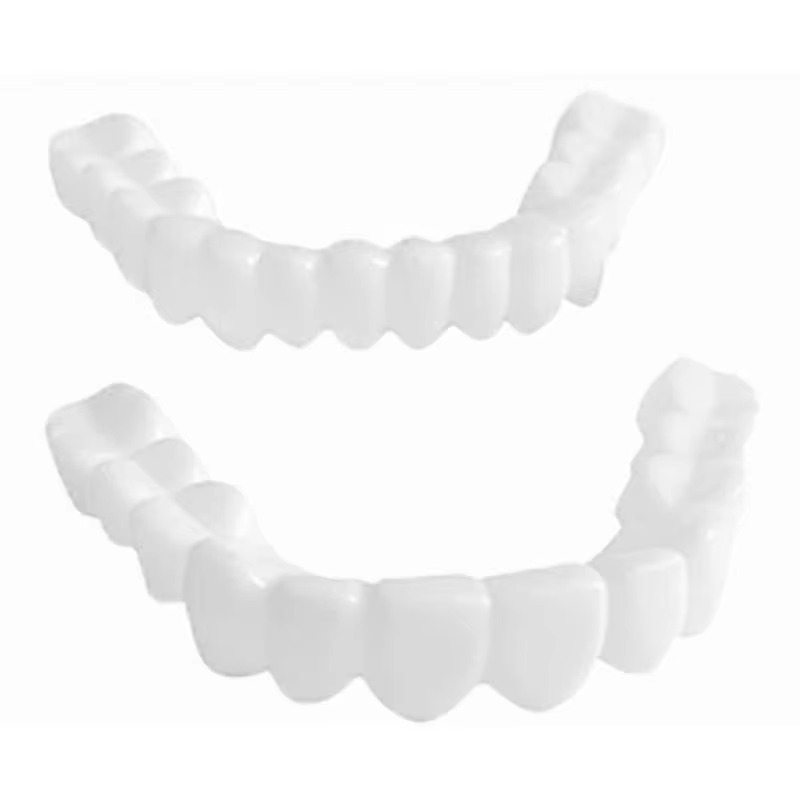 Skanto | 2PCS Snap-On Veneer Proteser for Menn og Kvinner, Umiddelbar Midlertidig Tannbeskyttelse for et Selvsikkert Smil