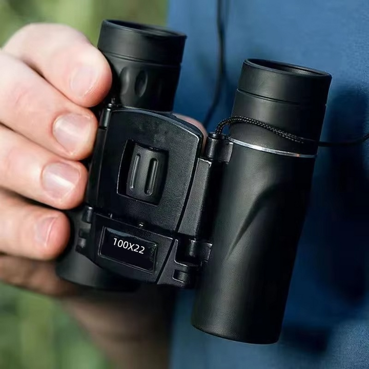 Kompakt 100x22 HD-Fernglas med BAK4 FMC-Optik for Große Reichweiten – ideell for Jagd, Sport, Camping og Reisen.