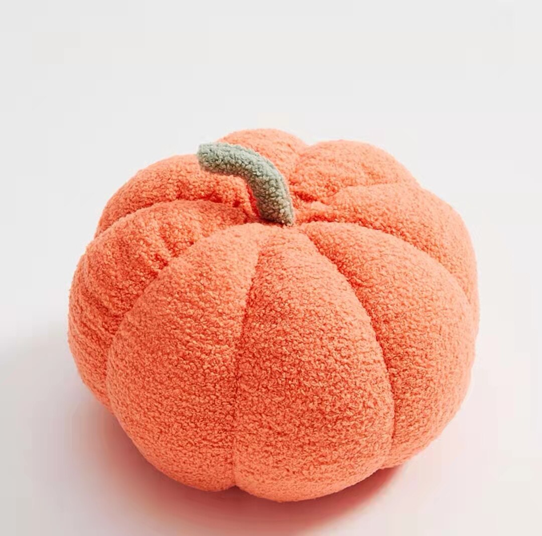 Fluffy Pumpkin Cushion | Skanto