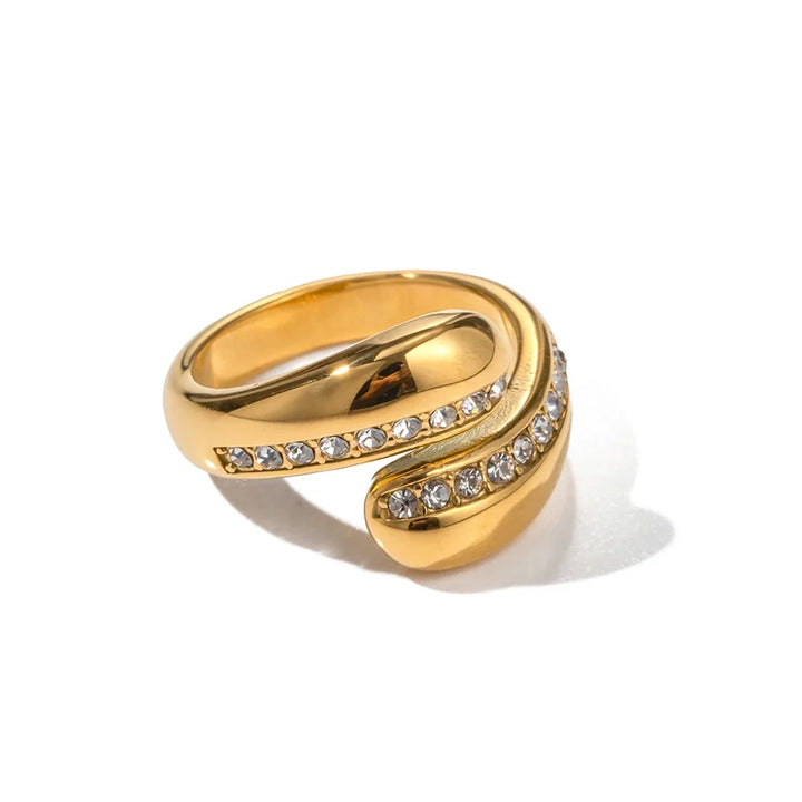 Skanto | Chunky Diamond Accented Wrap Ring