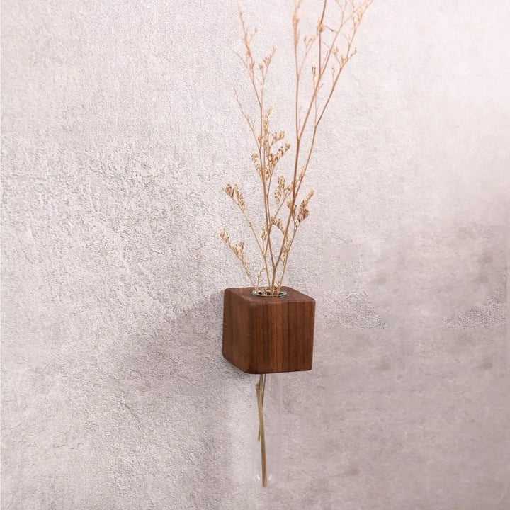 Skanto | Magnetisk Blomsterrør Vase av Tre