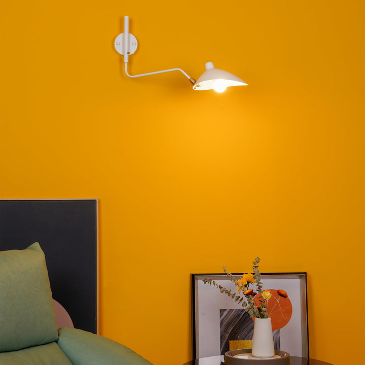 Skanto | Serge Mouille Vegglampe