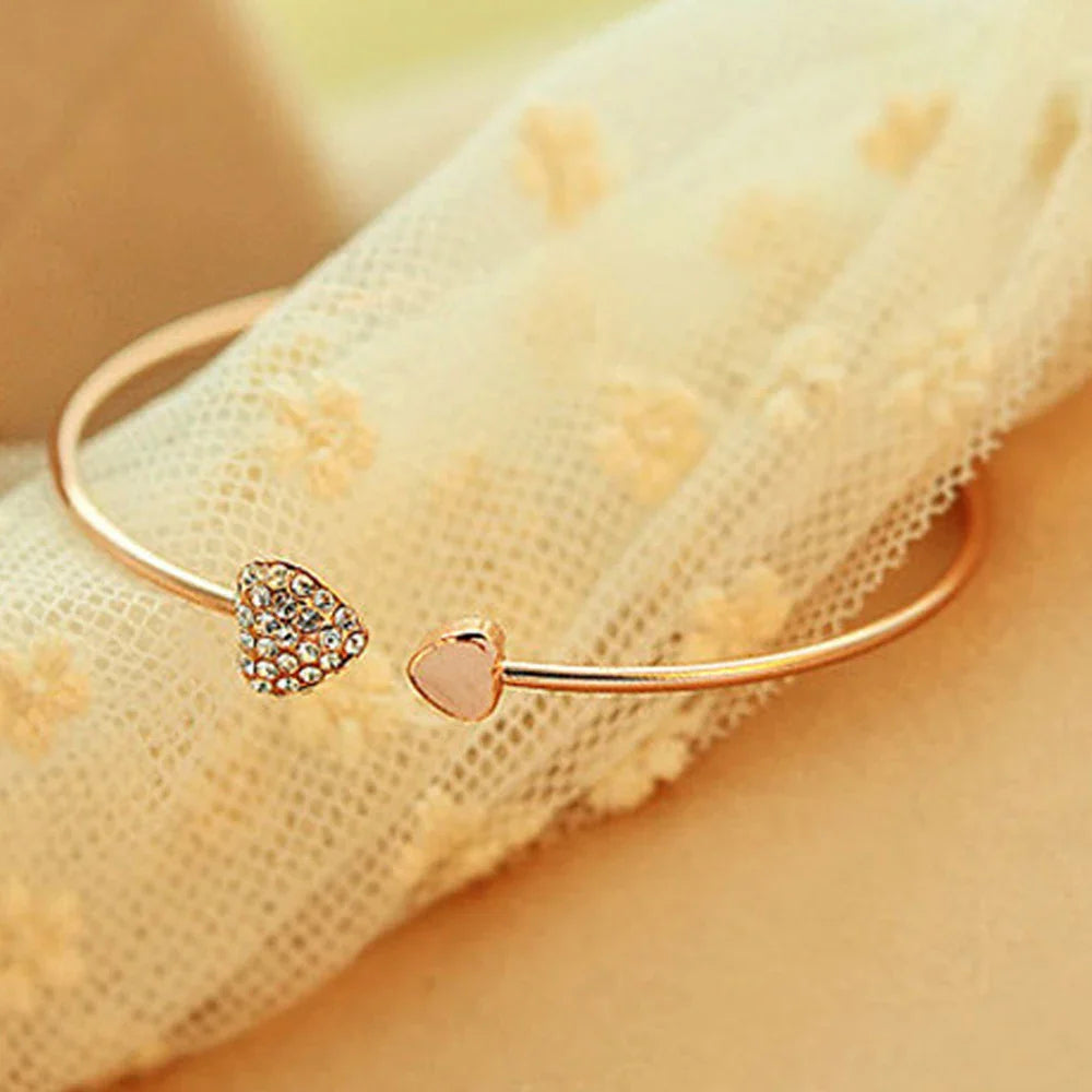 Skanto | Delikat Dobbel Hjerte Bangle Armbånd