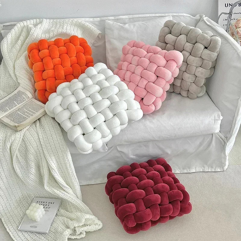 Chunky Woven Knot Cushion | Skanto