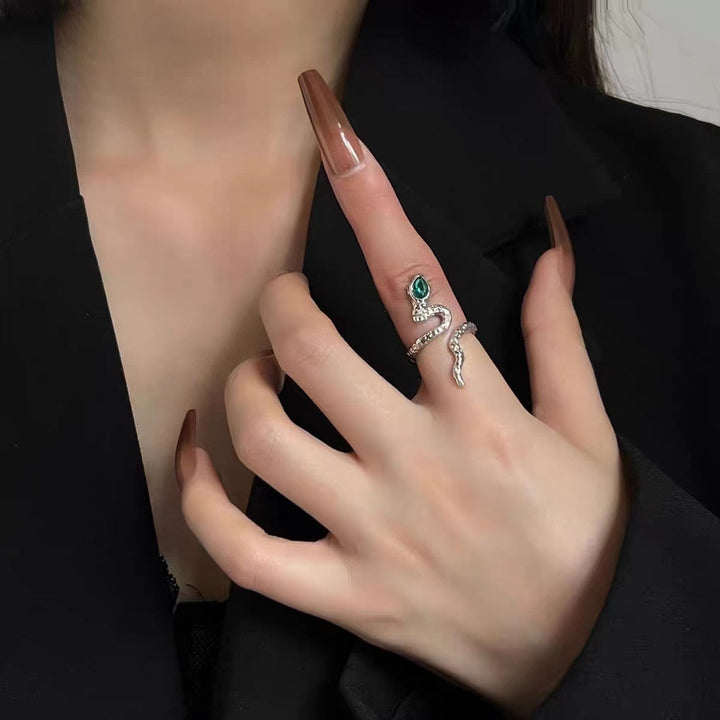 Slangring | Spesiell og Elegant Design Skanto