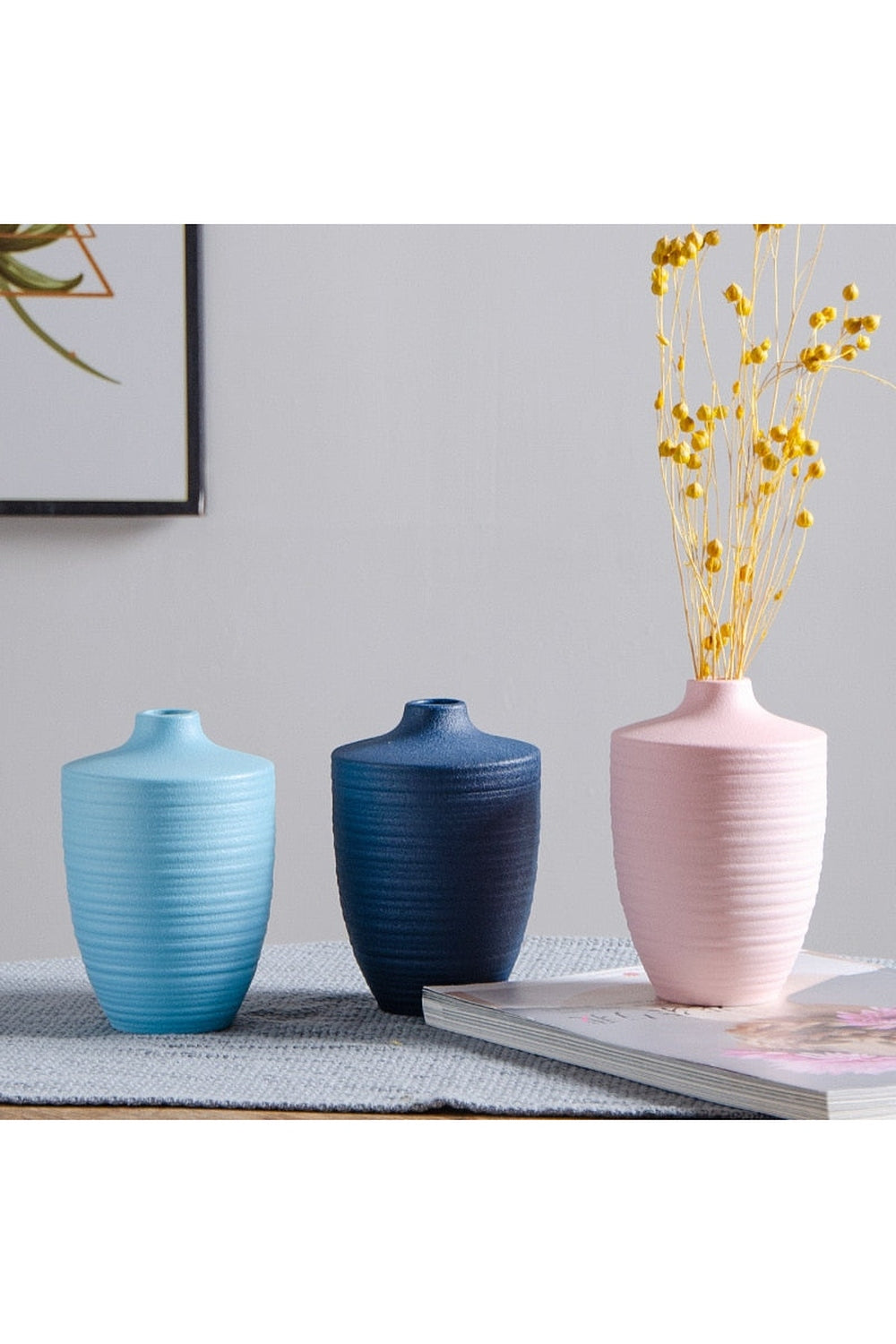 Moderne pastellfargede vaser