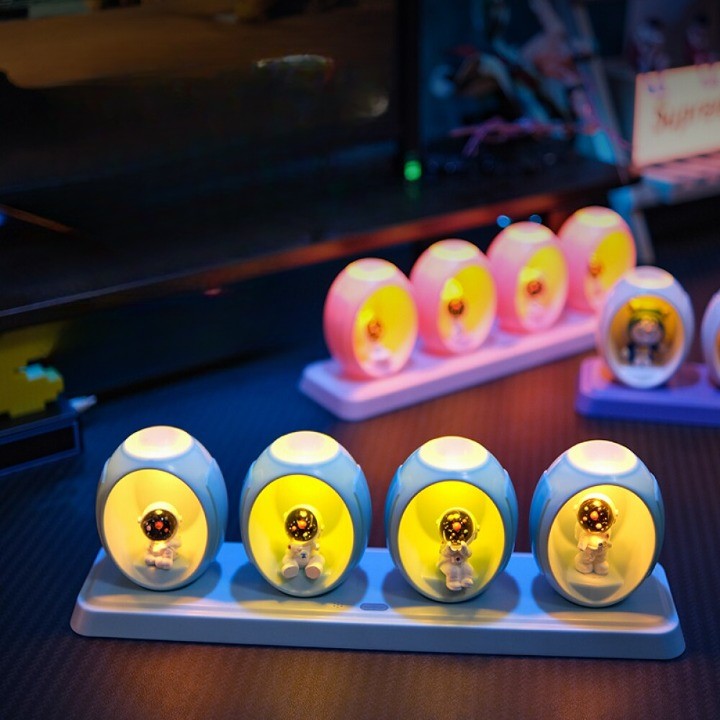Skanto | Space Capsule Voice Control Fargerik Nattlampe