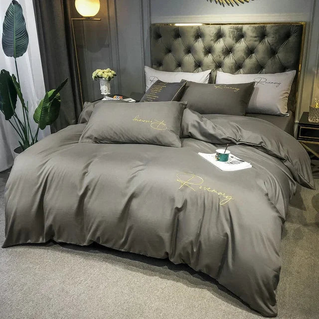 Luksus Dyne Trekk med Elegant Broderi – Myk, Pustende og Høy Kvalitet | Skanto