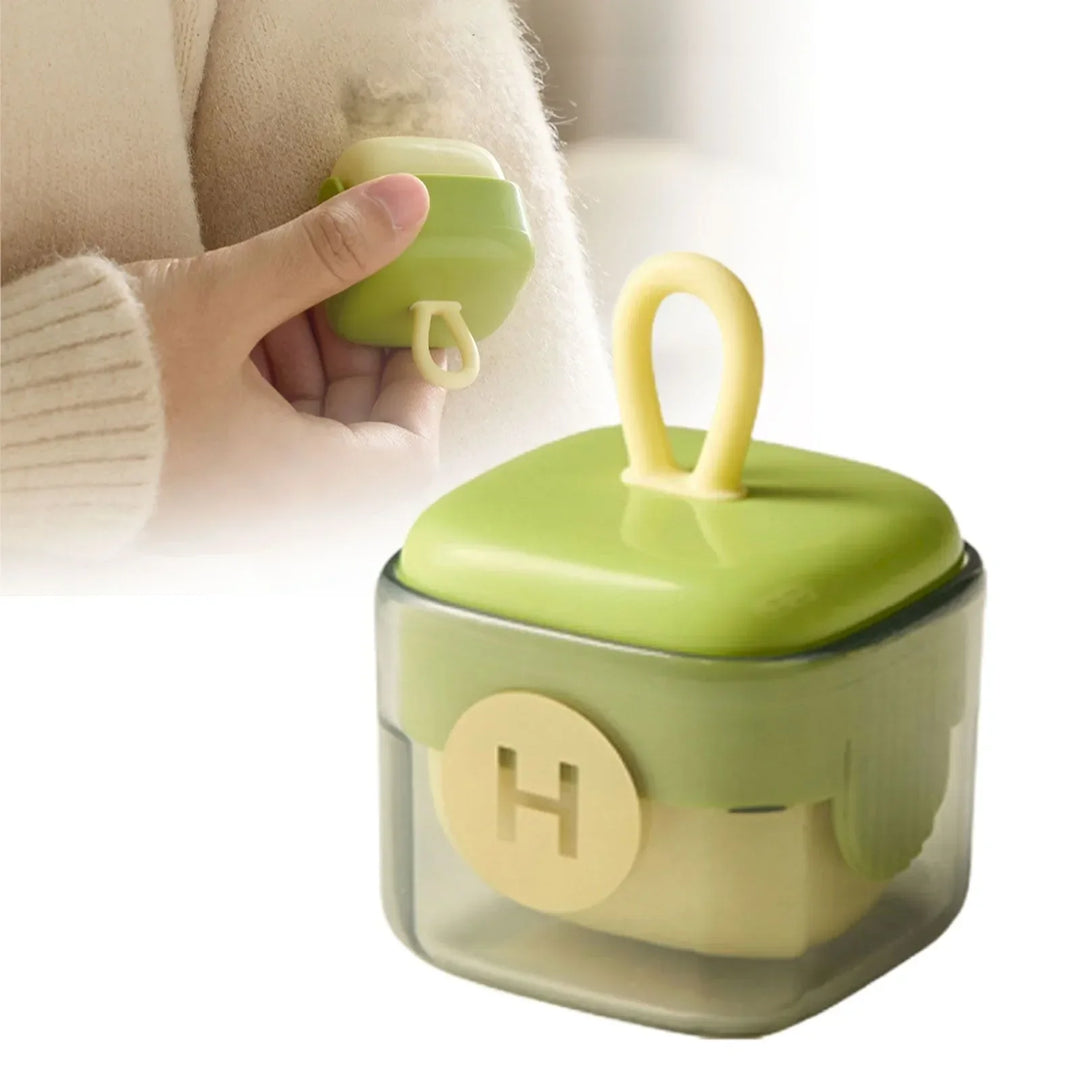 Soft Touch Fabric Cleaner Lint Remover Gadget | Skanto