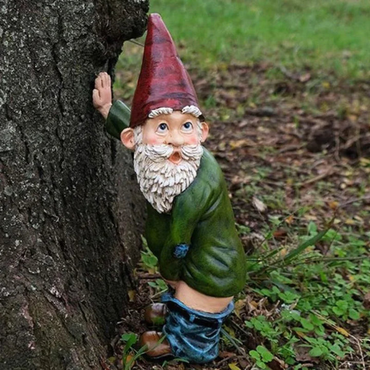 Skanto | Kreativ Gnomfigur laget av harpiks med hvit skjegg