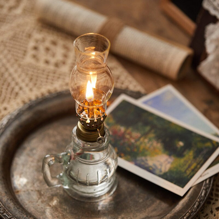 Skanto | Vintage Kerosene Oil Lamp