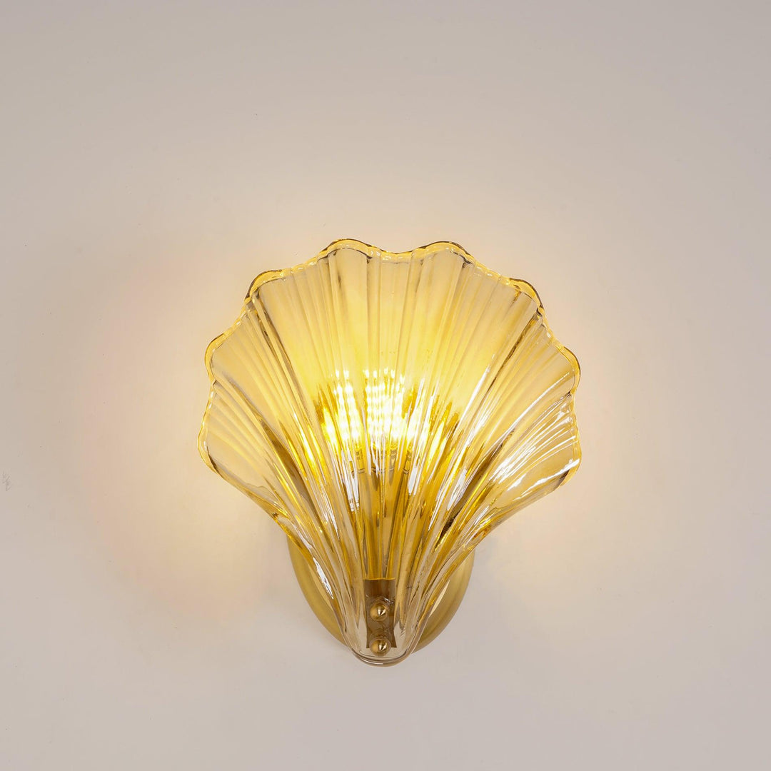 Shell vegglampe - Bring maritim eleganse inn i hjemmet | Skanto