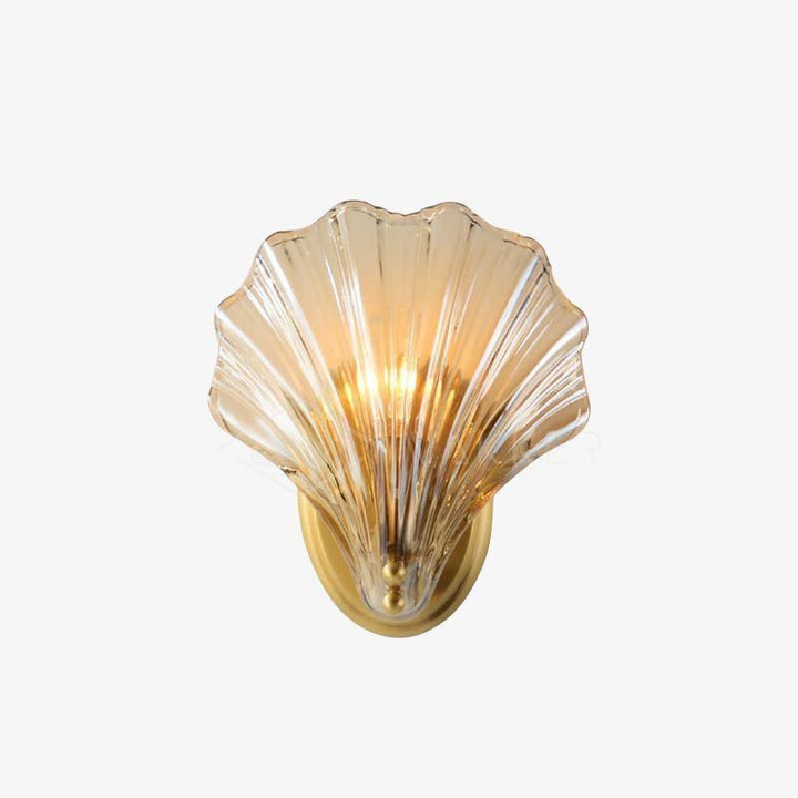 Shell vegglampe - Bring maritim eleganse inn i hjemmet | Skanto