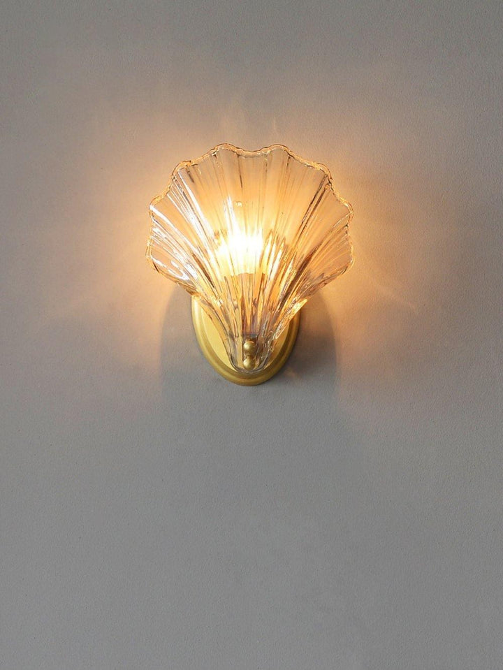 Shell vegglampe - Bring maritim eleganse inn i hjemmet | Skanto