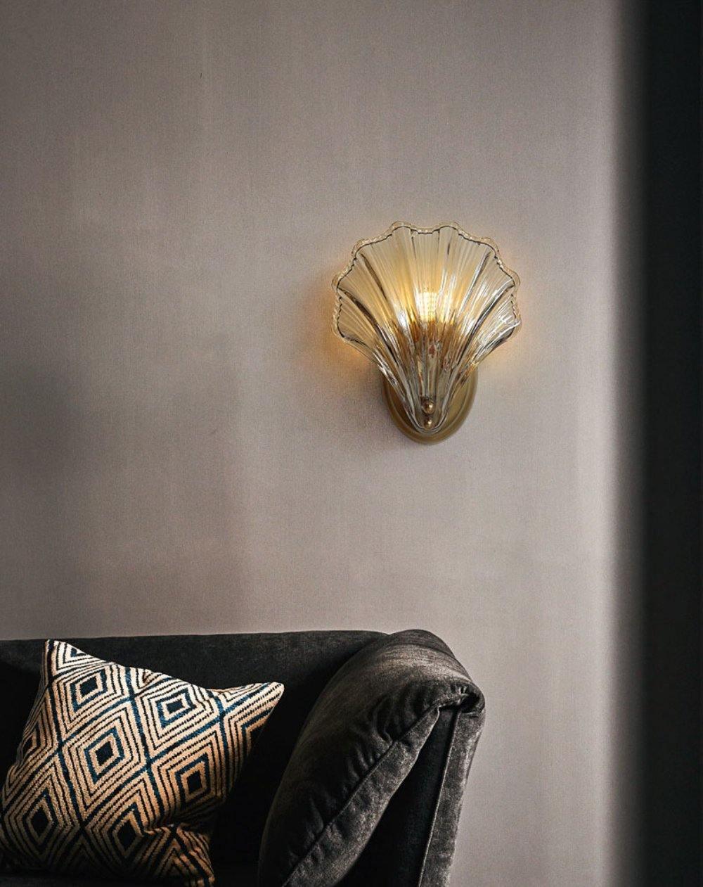 Shell vegglampe - Bring maritim eleganse inn i hjemmet | Skanto