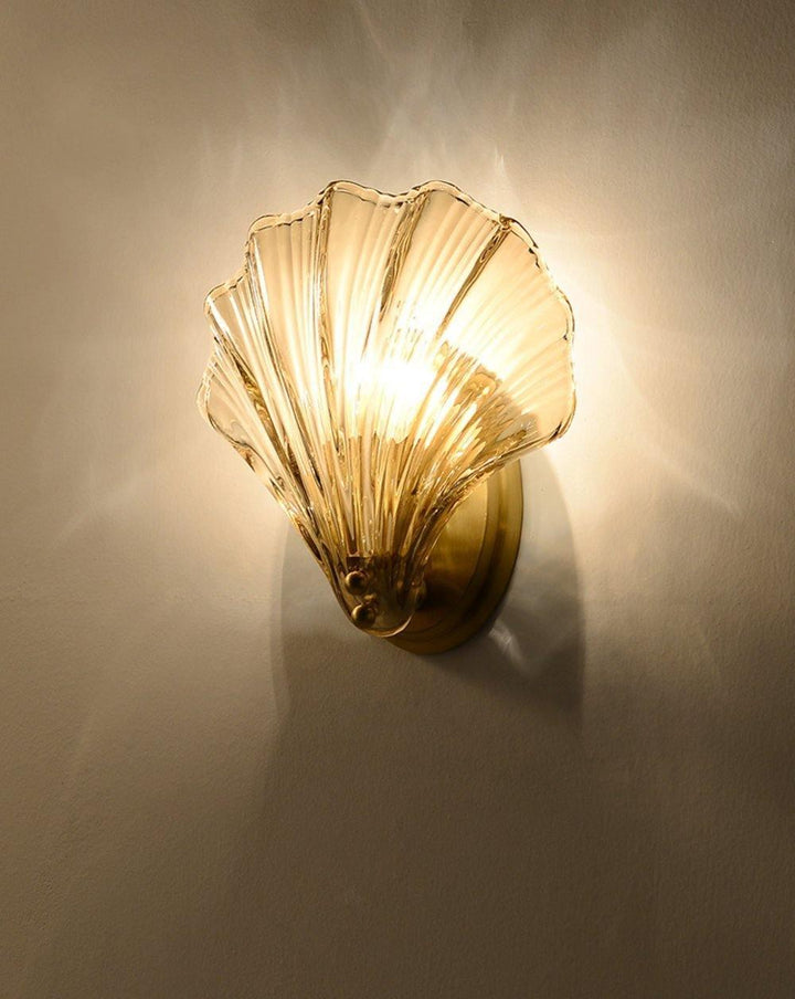 Shell vegglampe - Bring maritim eleganse inn i hjemmet | Skanto