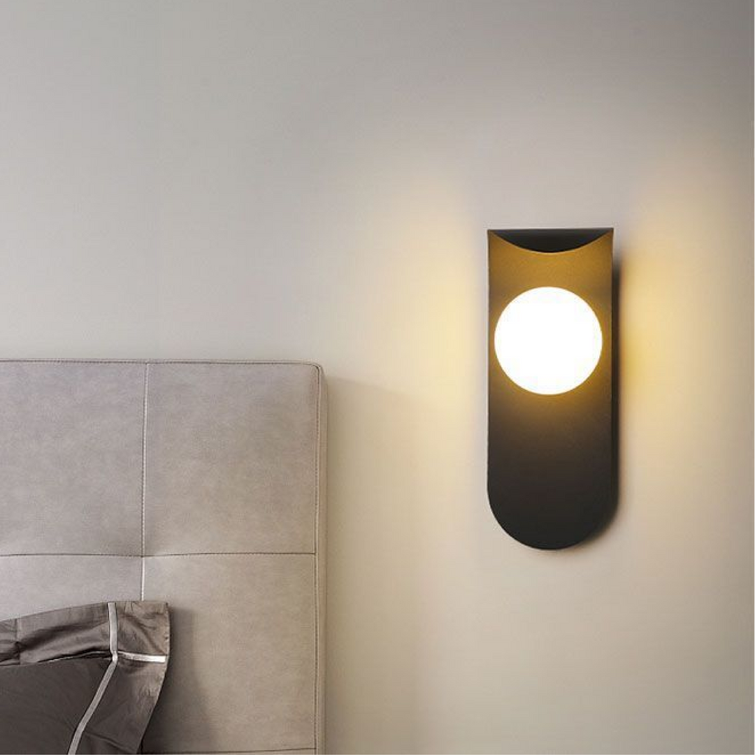 Skanto | Skandinavisk Bambus Vegglampe, Elegant Vegglys med Mykt LED Lys for Soverom og Stue