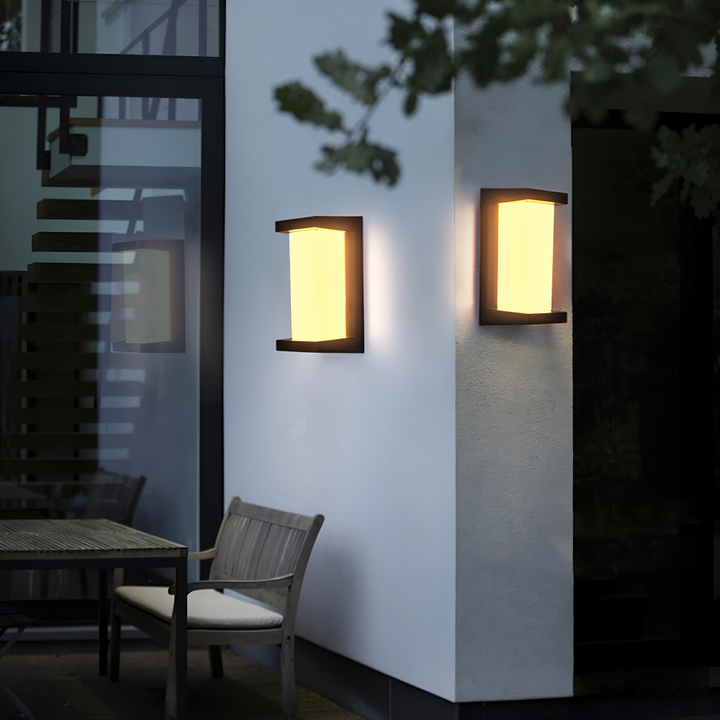 Smart utendørs vegglampe med bevegelsessensor – LED-belysning for sikkerhet og atmosfære | Skanto