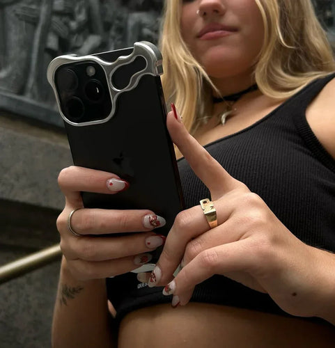 TitanShield Case - Stilig Beskyttelse for iPhone Kanter Skanto