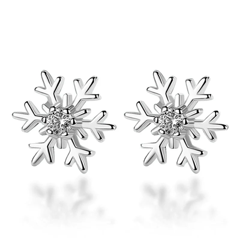 Skanto | Aureline Snøfnugg Øreringer – Elegante Zirkon Charm Øreringer, Gjennomsiktig Glans & Perfekt Gave til Høytidene