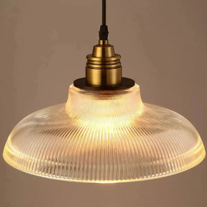 Vintage-inspirert glasspendellampe for en varm og stilfull atmosfære Skanto