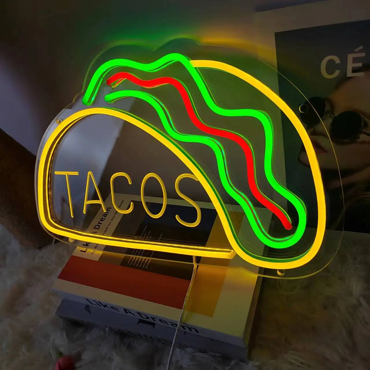 Neon Fast Food Skilt – Lysende Tacos Design, LED Nattlys for Restauranter og Kjøkken | Skanto