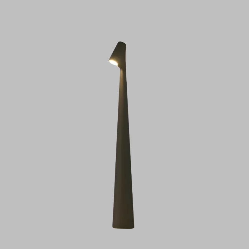Stilig bordlampe - trådløs | Skanto