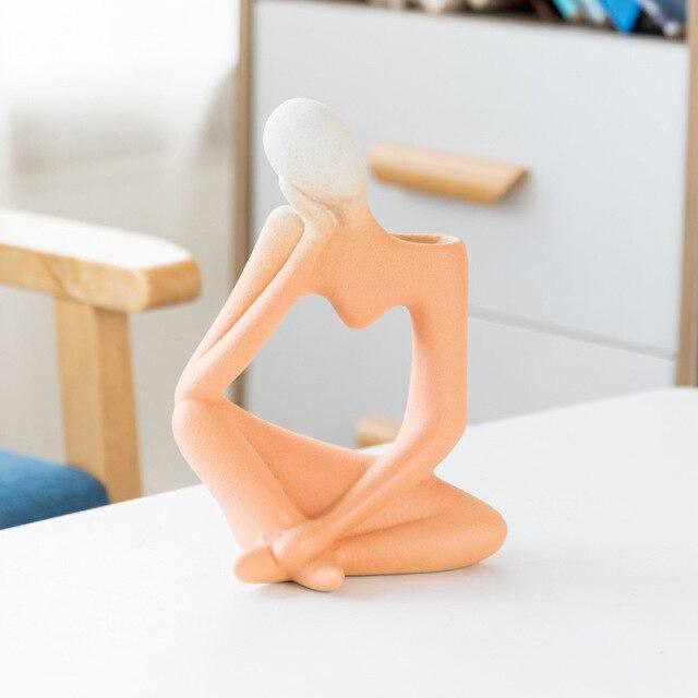 Thinking Man Art Vaser Skanto