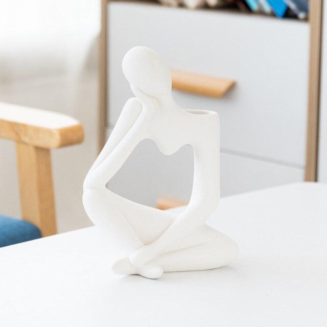 Thinking Man Art Vaser Skanto