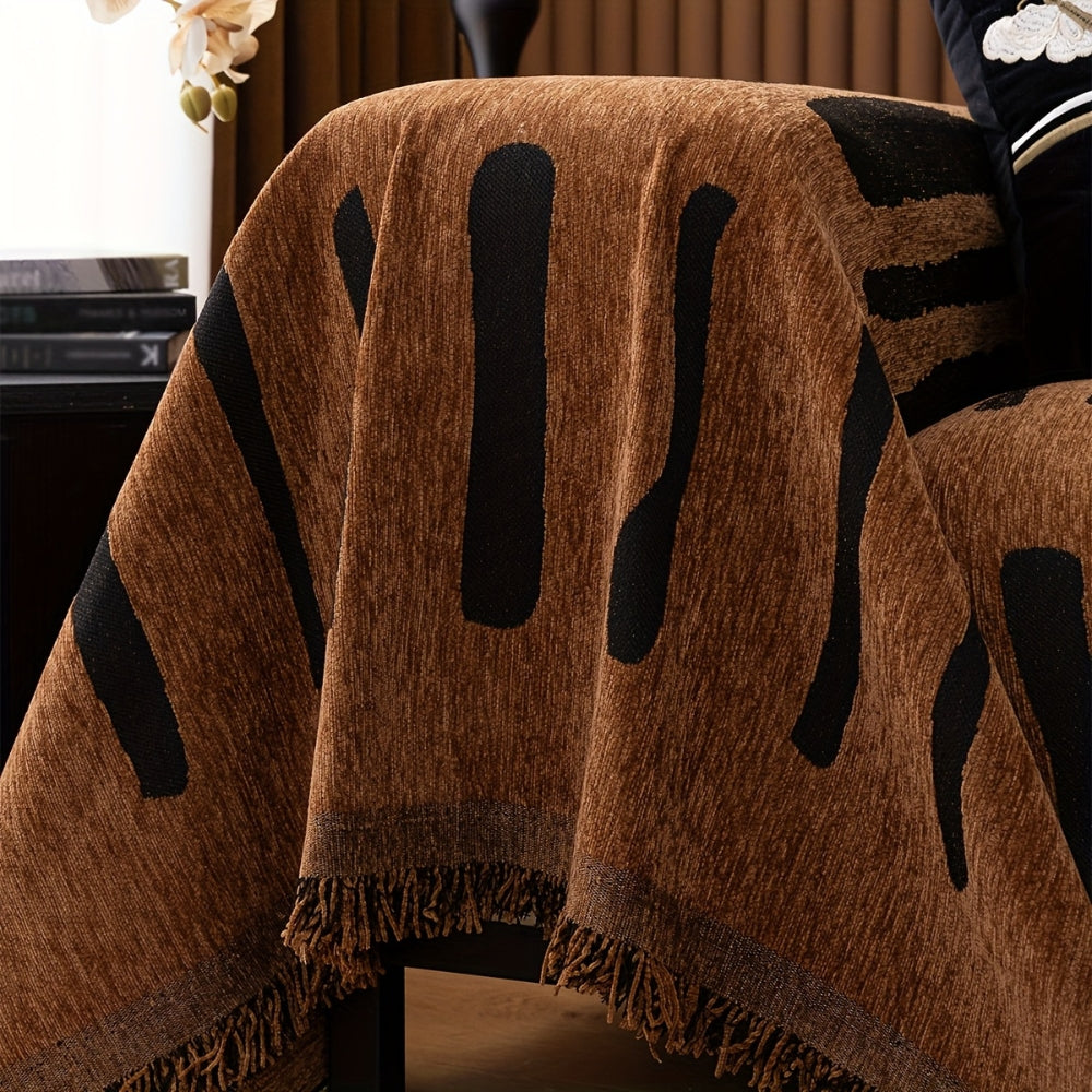 Skanto | Tribal Geometric Chenille Sofatrekk