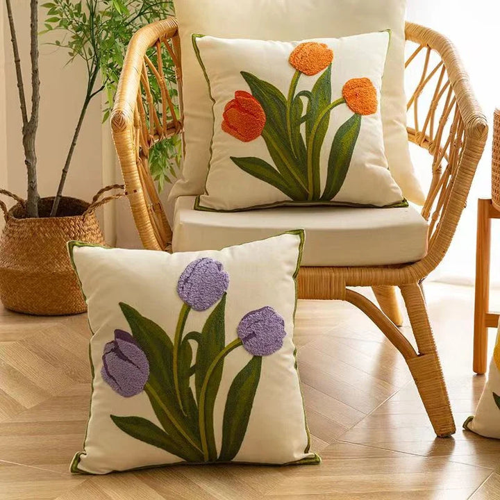 Brodert tulipanputeomslag | Skanto