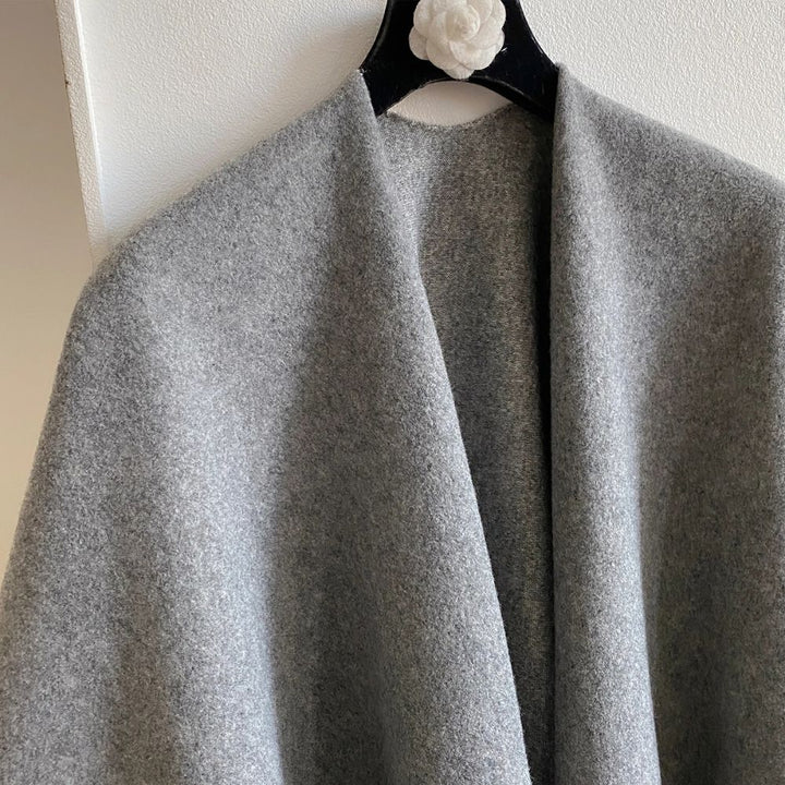 Twilight Chill Acryl-Poncho-Schal