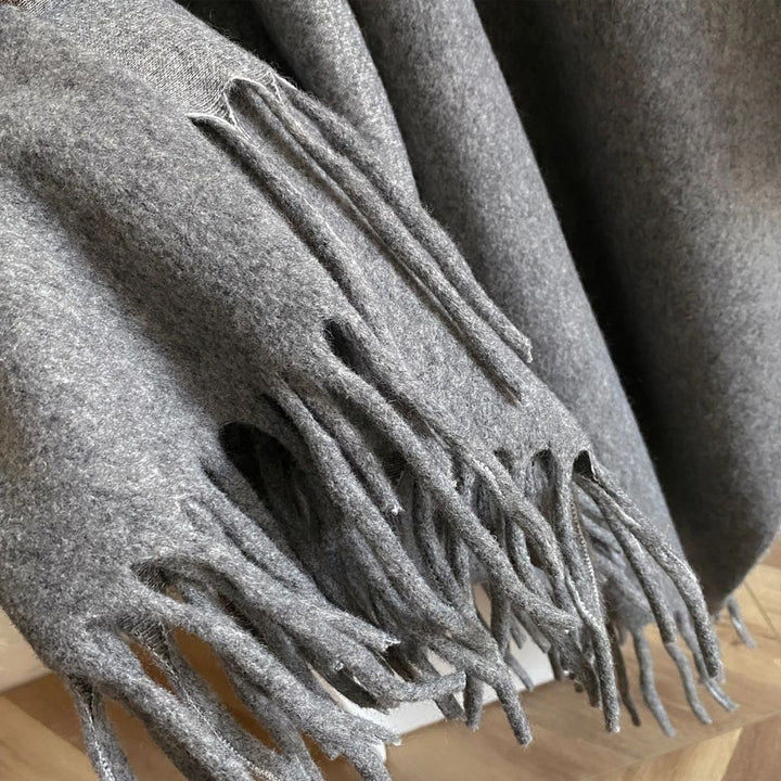 Twilight Chill Acryl-Poncho-Schal