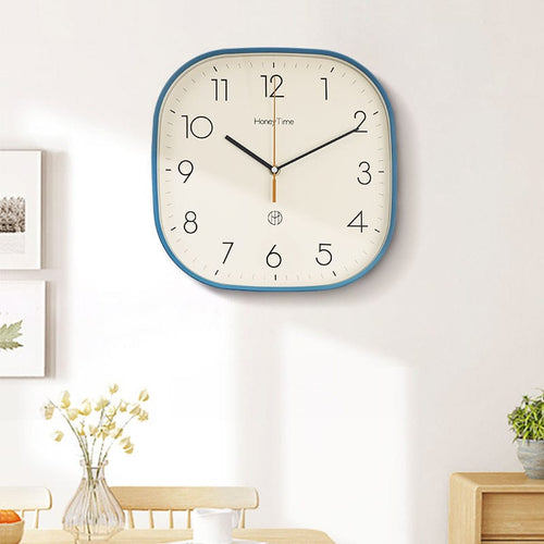 Ultra Silent Square Clock Skanto