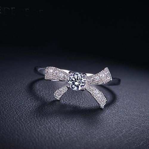 Swiss Crystal Bow Ring | Skanto