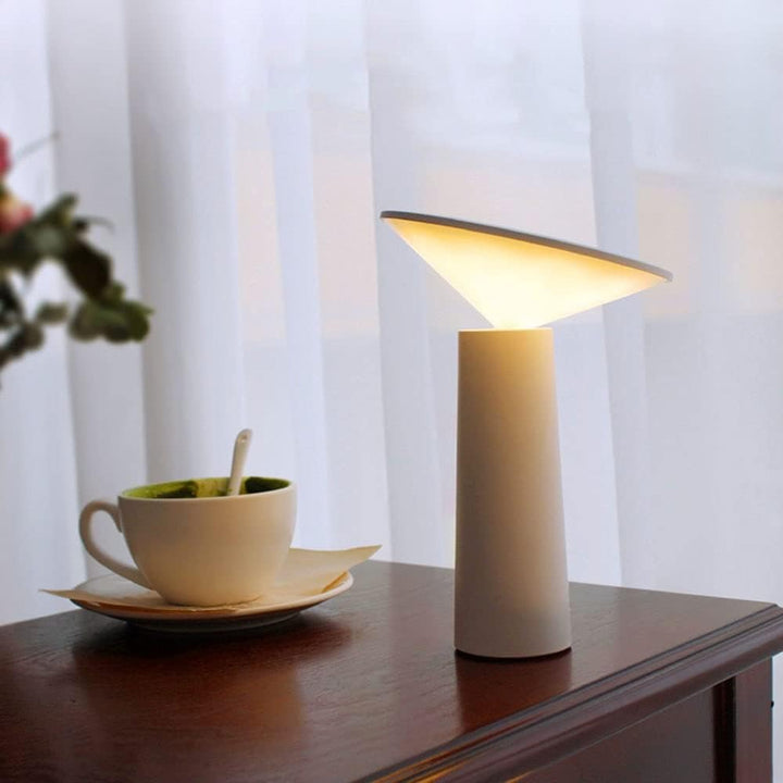 Skanto | Moderne lampe med justerbar lysstyrke