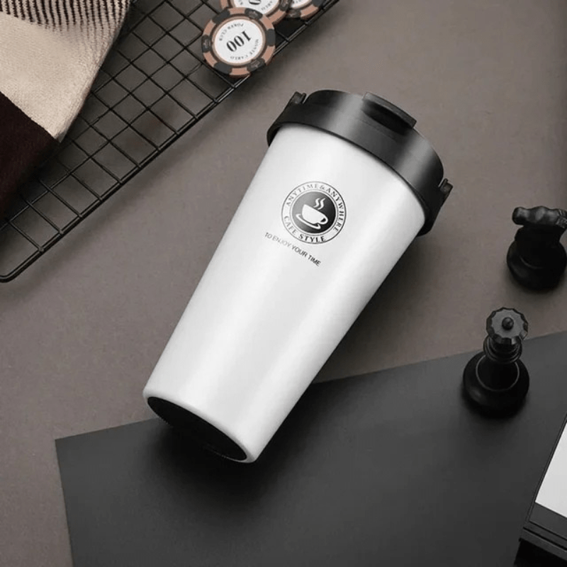 Isolierter Edelstahl-Reisebecher | 500 ml, auslaufsicher og doppelwandig