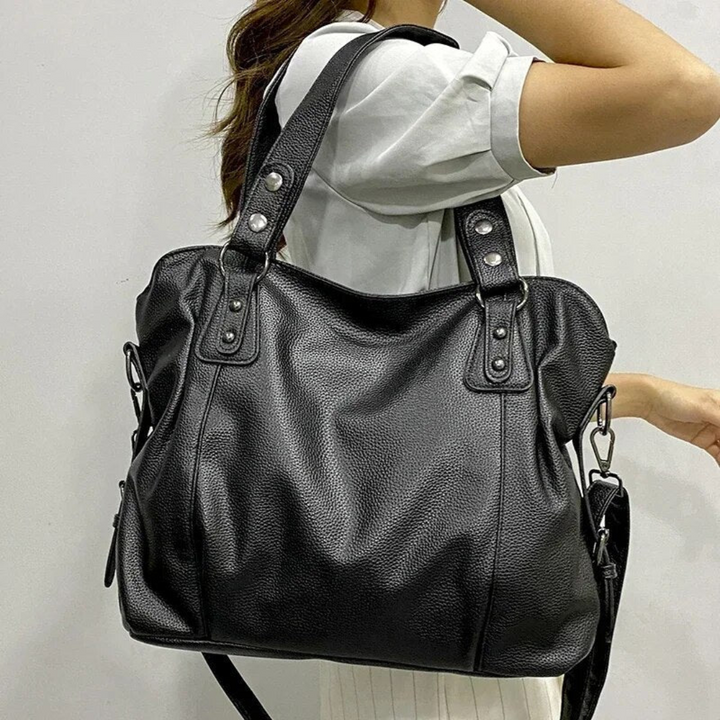 Luxurious Leather Shoulder Bag for Women - EliteCarry | Skanto