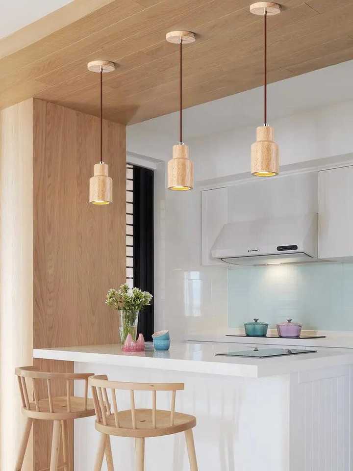 Skanto | Skandinavisk Trependellampe – Minimalistisk Design for Stue og Soverom | Naturlig Treutseende