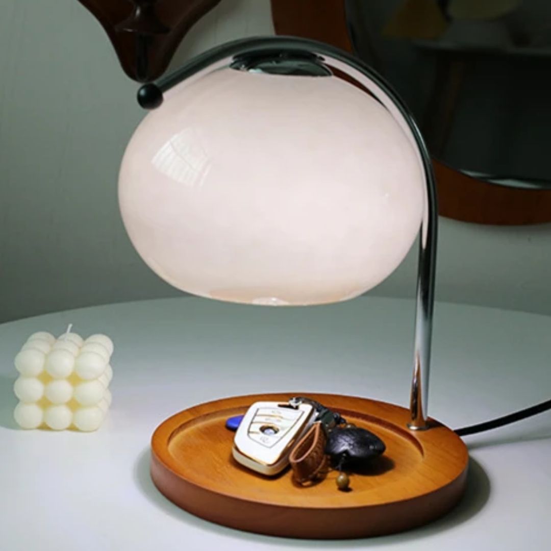 Alyssa Retro Bordlampe - Elegant Glassbelysning Skanto