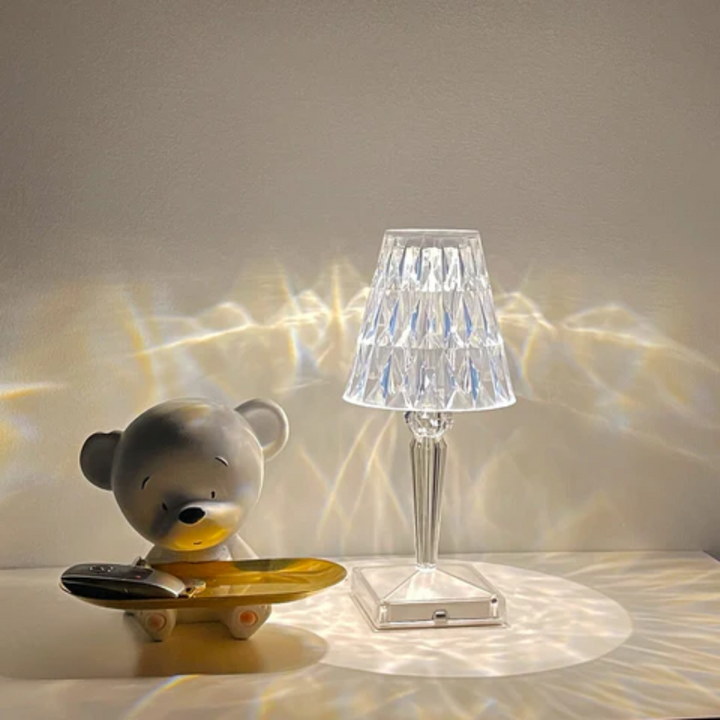 Chic bordlampe med krystalldesign - CrystalLuxe | Skanto