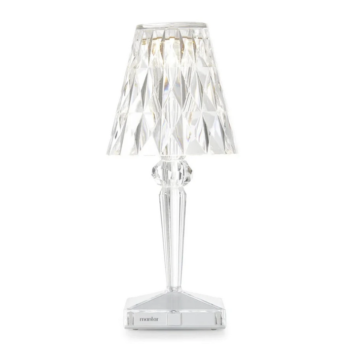 Chic Table Lamp with Crystal Design - CrystalLuxe | Skanto